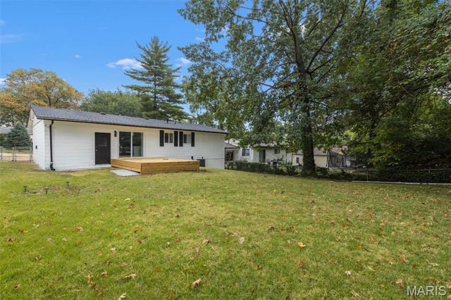 617 N Elm Avenue, Webster Groves, MO 63119