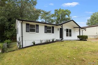 617 N Elm Avenue, Webster Groves, MO 63119