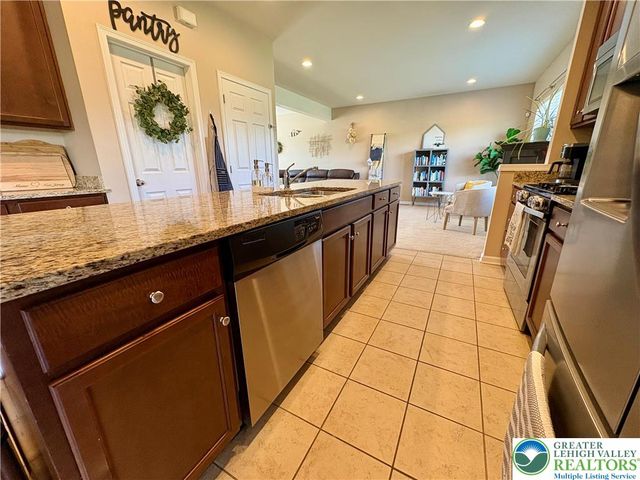 1315 Buck Hill Lane, Upper Macungie Twp, PA 18031