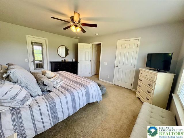 1315 Buck Hill Lane, Upper Macungie Twp, PA 18031