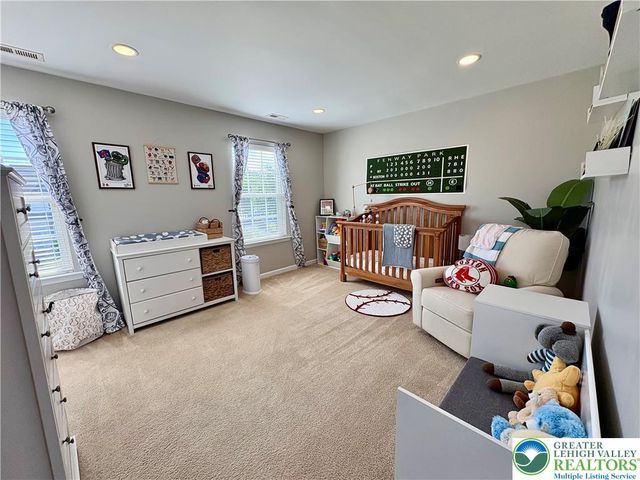 1315 Buck Hill Lane, Upper Macungie Twp, PA 18031