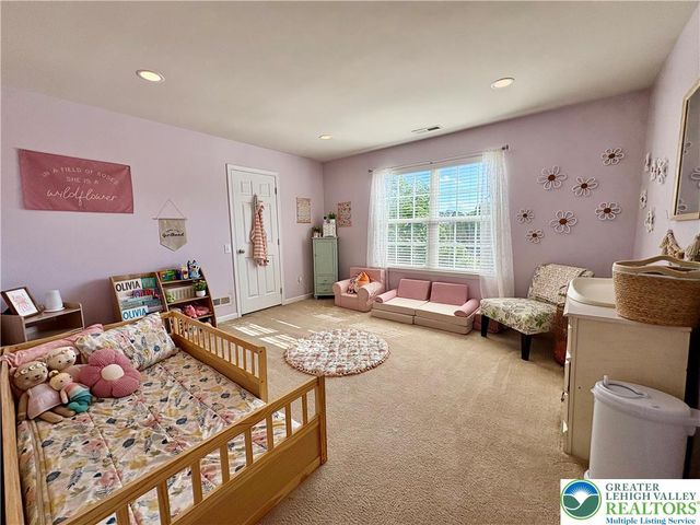 1315 Buck Hill Lane, Upper Macungie Twp, PA 18031