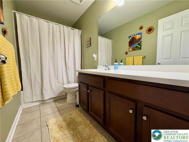1315 Buck Hill Lane, Upper Macungie Twp, PA 18031