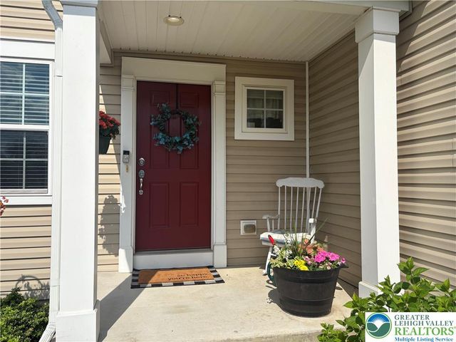 1315 Buck Hill Lane, Upper Macungie Twp, PA 18031