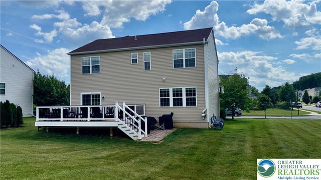 1315 Buck Hill Lane, Upper Macungie Twp, PA 18031