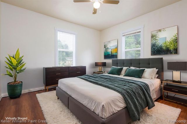 2244 Hammerslea Road, Lake Orion, MI 48359