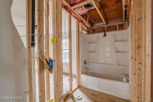 7209 Fontana Road, Wilmington, NC 28412