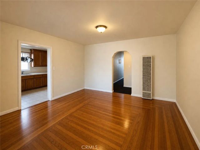 2032 W 77th St, Los Angeles, CA 90047