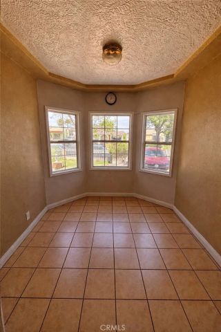 2032 W 77th St, Los Angeles, CA 90047