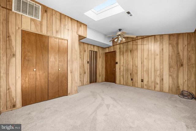 38040 BEACH RD, Coltons Point, MD 20626