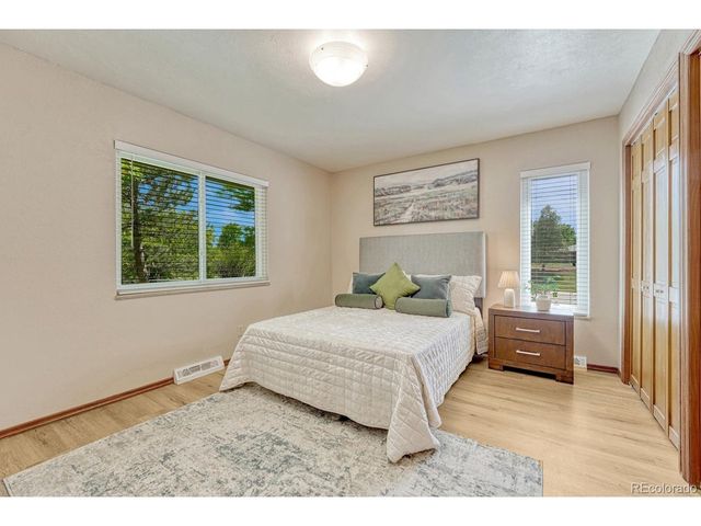 6904 E Villanova Pl, Denver, CO 80224
