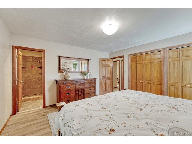 6904 E Villanova Pl, Denver, CO 80224