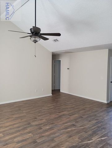 70 Kathy Road, Hinesville, GA 31313