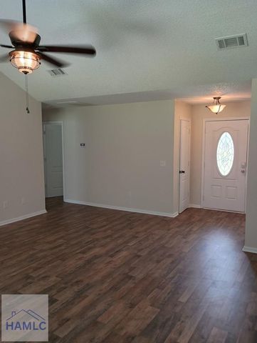 70 Kathy Road, Hinesville, GA 31313