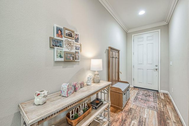 3031 Glacier Lane, Clovis, CA 93619