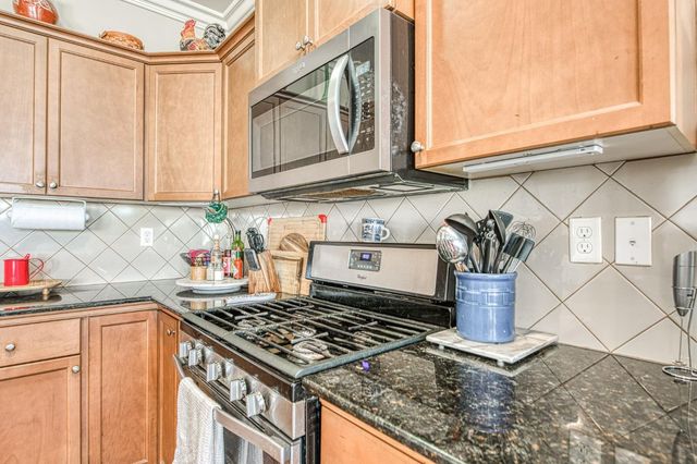 3031 Glacier Lane, Clovis, CA 93619