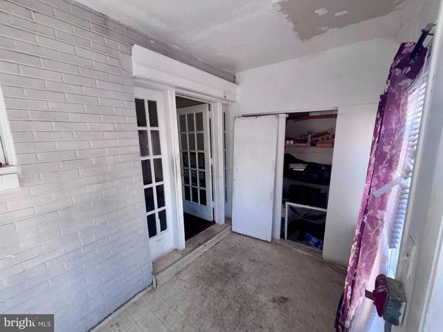 5961 N LEITHGOW ST, Philadelphia, PA 19120