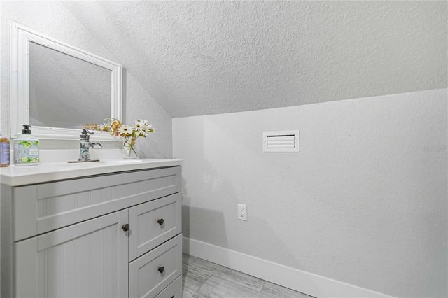 3017 NE 24TH COURT, Ocala, FL 34479