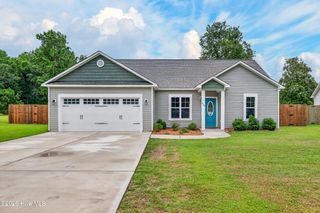 229 Clay Hill Road, Sneads Ferry, NC 28460