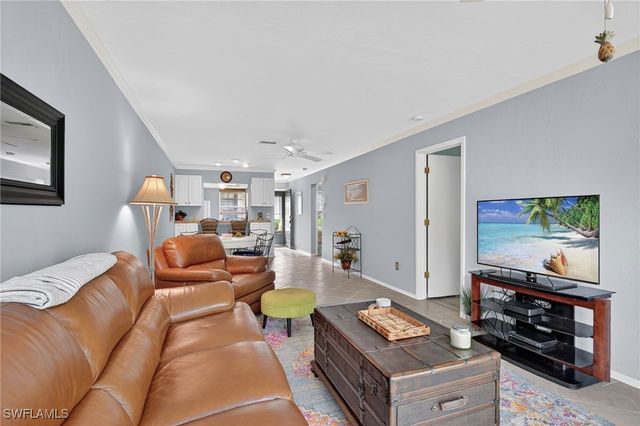 1009 Pine Isle LN S 1009, Naples, FL 34112