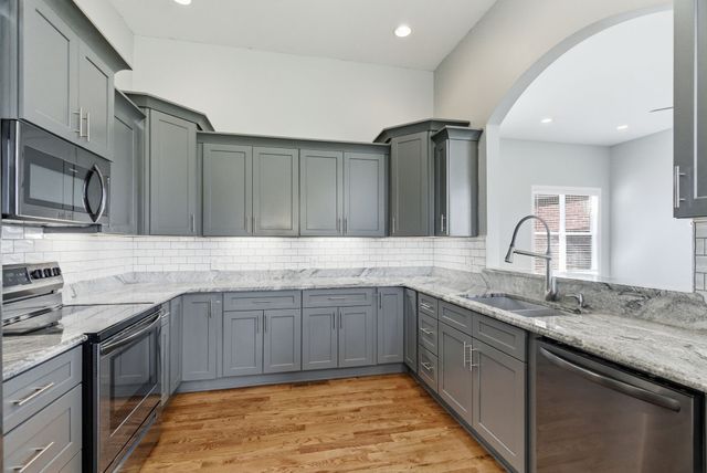 1027 Founders Ln, Portland, TN 37148