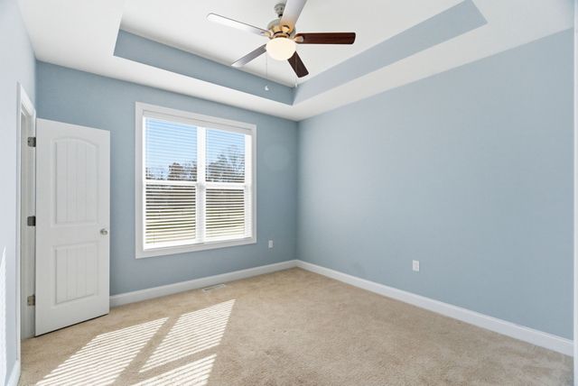 1027 Founders Ln, Portland, TN 37148