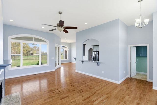 1027 Founders Ln, Portland, TN 37148