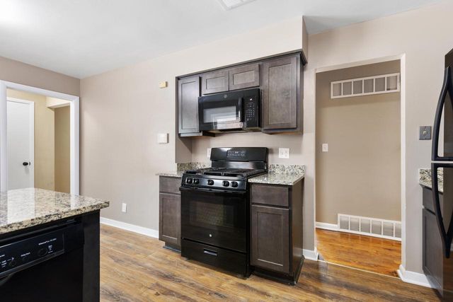 4306 N 72nd STREET, Milwaukee, WI 53216