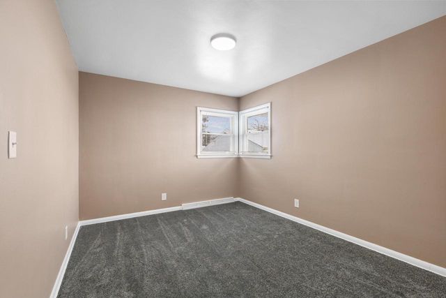 4306 N 72nd STREET, Milwaukee, WI 53216