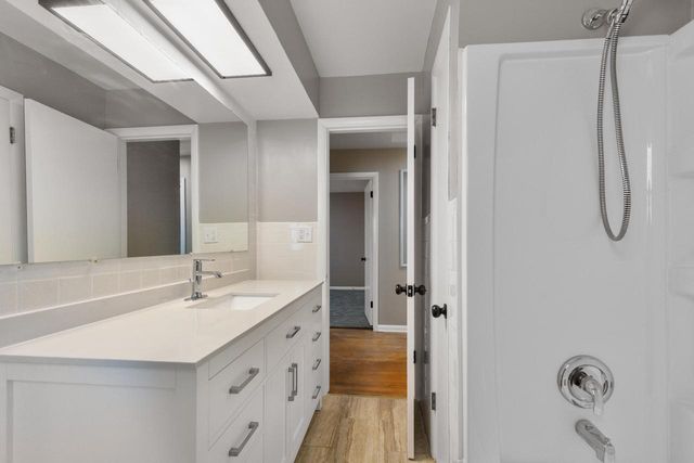 4306 N 72nd STREET, Milwaukee, WI 53216