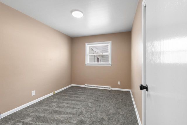 4306 N 72nd STREET, Milwaukee, WI 53216