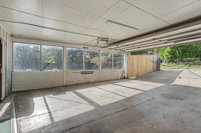 8205 Golden Oaks Road, Oklahoma City, OK 73127