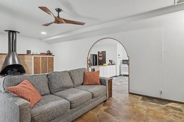 8205 Golden Oaks Road, Oklahoma City, OK 73127