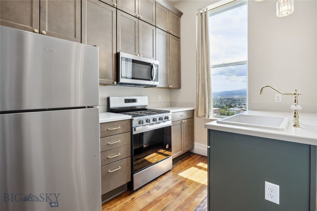 140 W Park, Butte, MT 59701 photo 33