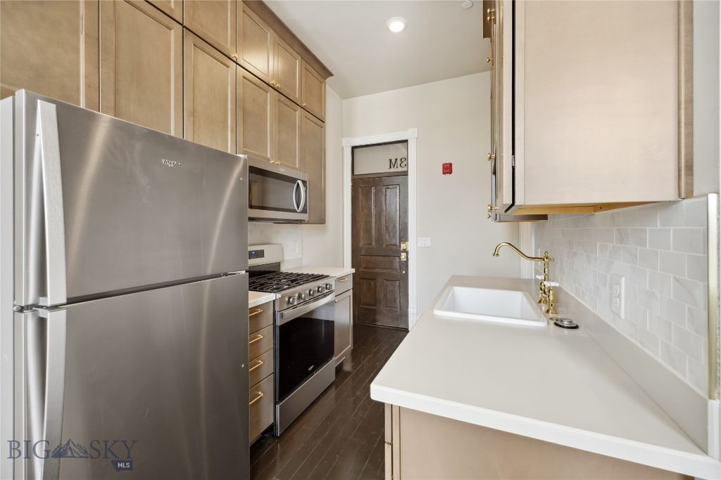 140 W Park, Butte, MT 59701 photo 36