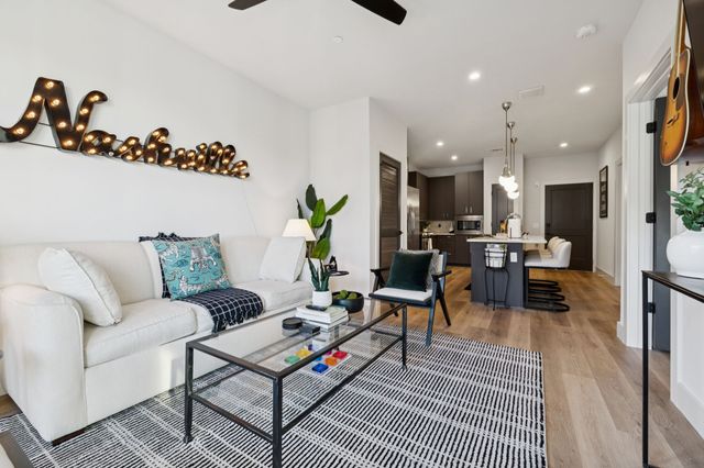 303 31st Ave N Apt 308, Nashville, TN 37203