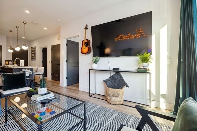 303 31st Ave N Apt 308, Nashville, TN 37203