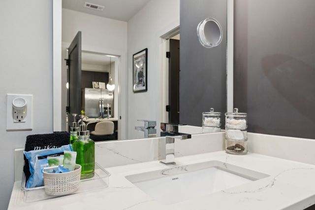 303 31st Ave N Apt 308, Nashville, TN 37203