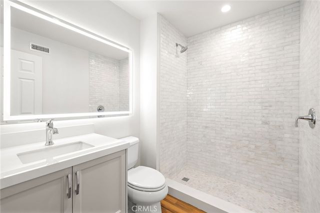 9 Dover, Laguna Niguel, CA 92677