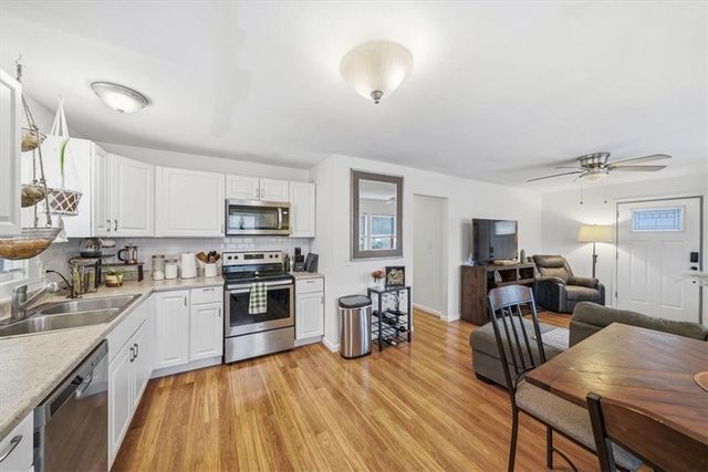 1523 Harvard Avenue, Independence, MO 64052