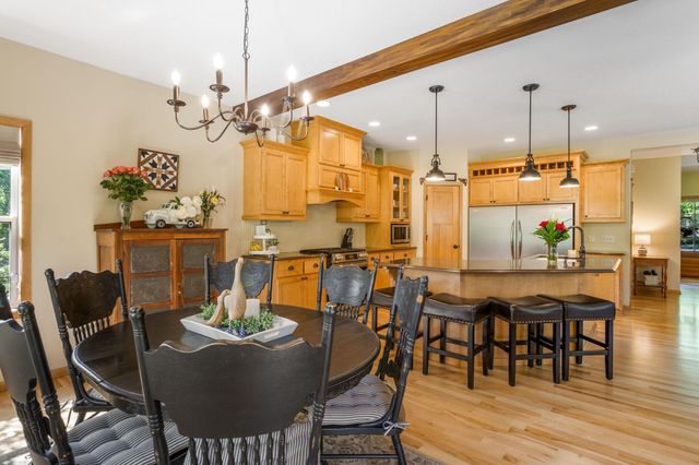 2314 Fieldstone Curve, Woodbury, MN 55129
