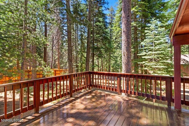 1568 Chippewa Street, South Lake Tahoe, CA 96150
