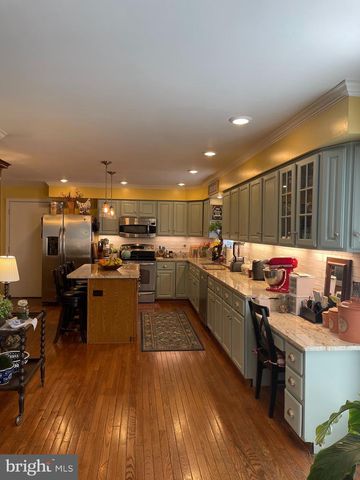 15794 BEACON HILL PL, Dumfries, VA 22025