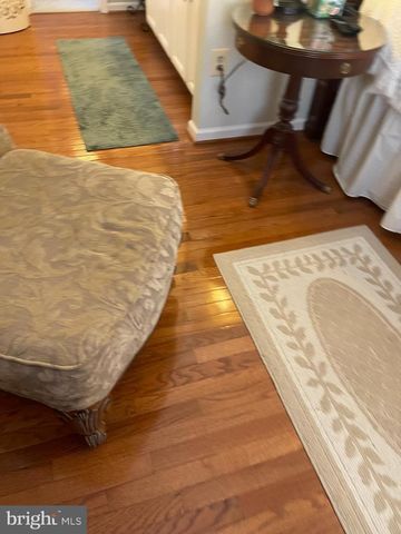 15794 BEACON HILL PL, Dumfries, VA 22025