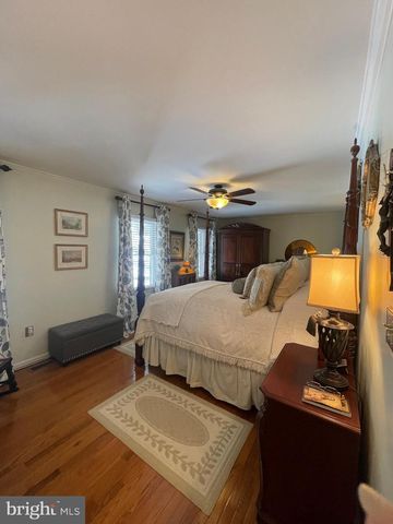 15794 BEACON HILL PL, Dumfries, VA 22025