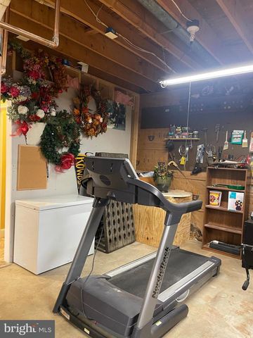 15794 BEACON HILL PL, Dumfries, VA 22025