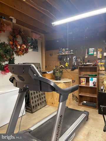 15794 BEACON HILL PL, Dumfries, VA 22025