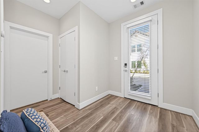 2610 Huntington Creek Lane, Houston, TX 77093