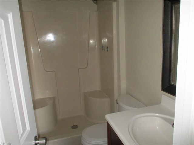 547 Barberton DR, Virginia Beach, VA 23451