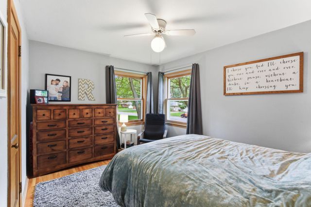 2968 Asbury Street, Roseville, MN 55113